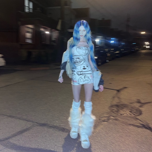 ellathomas712